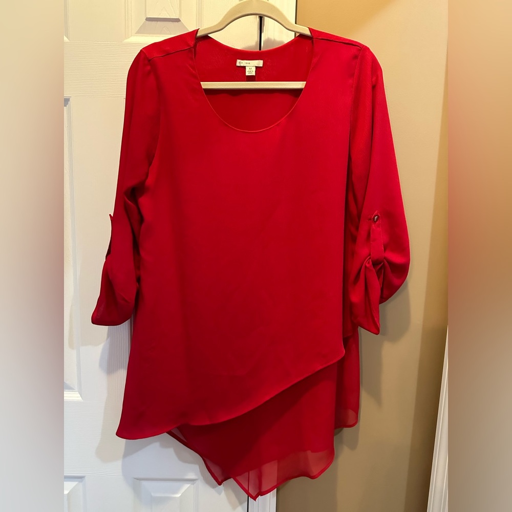 Ladies Hi/Low 3/4 Sleeve Blouse